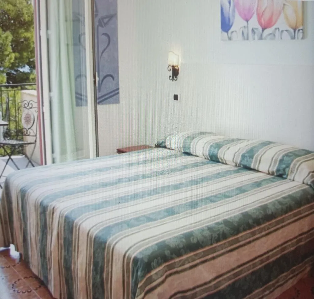 Double or Twin GARDEN VIEW Room, Jonic Hotel Mazzarò, Taormina