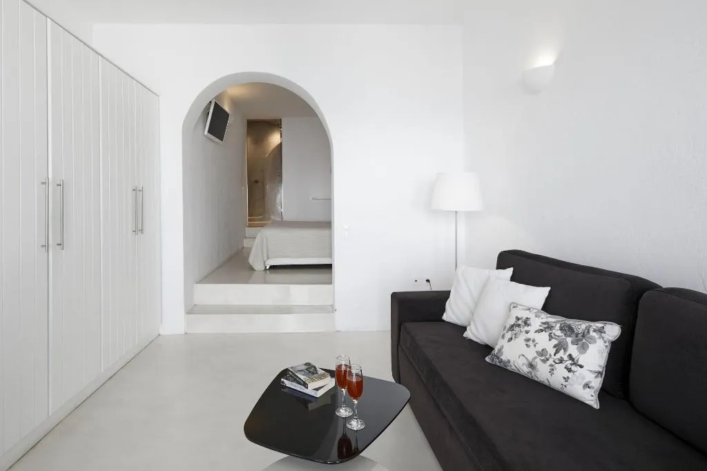 Room, Oia Suites, Santorini