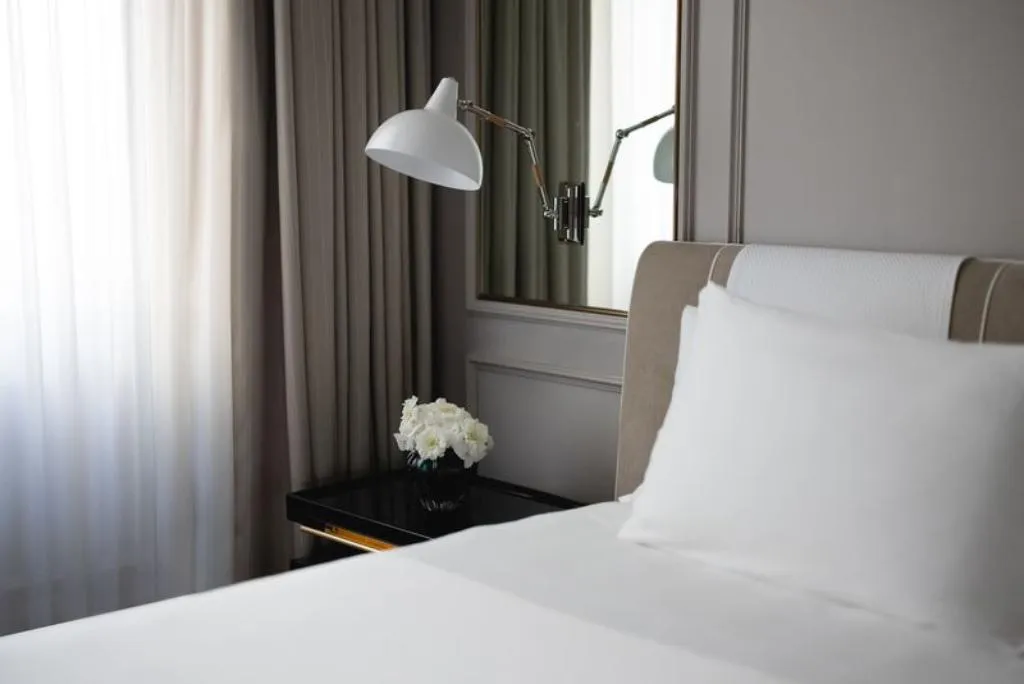 STUDIO STANDARD Room, Portrait Firenze, Florence