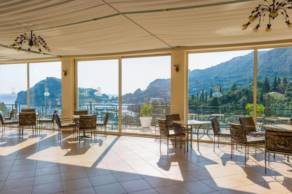 Lobby, Paleokastritsa Palace Adults Only, Corfu