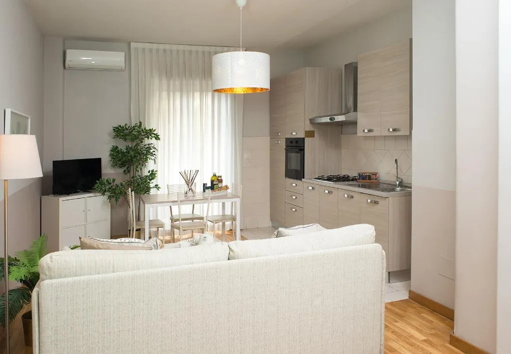 APARTMENT CAPACITY 3 Room, Residenza Flegrea, Naples