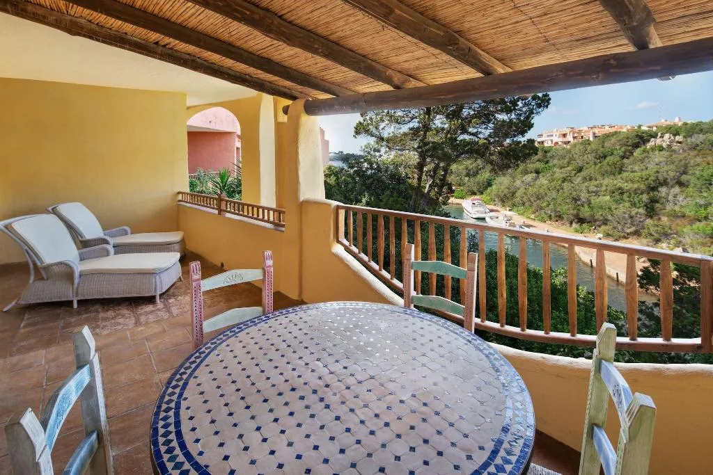 SUITE PREMIUM WITH VIEWS Room, Cervo, Olbia
