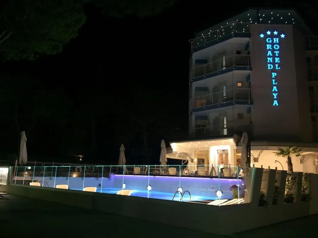 Sports and Entertainment, Grand Hotel Playa, Venice