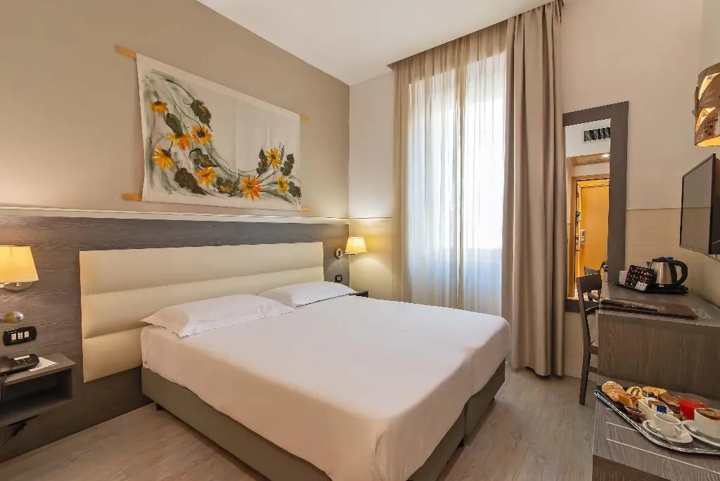 DOUBLE SUPERIOR Room, Hotel Aphrodite, Rome
