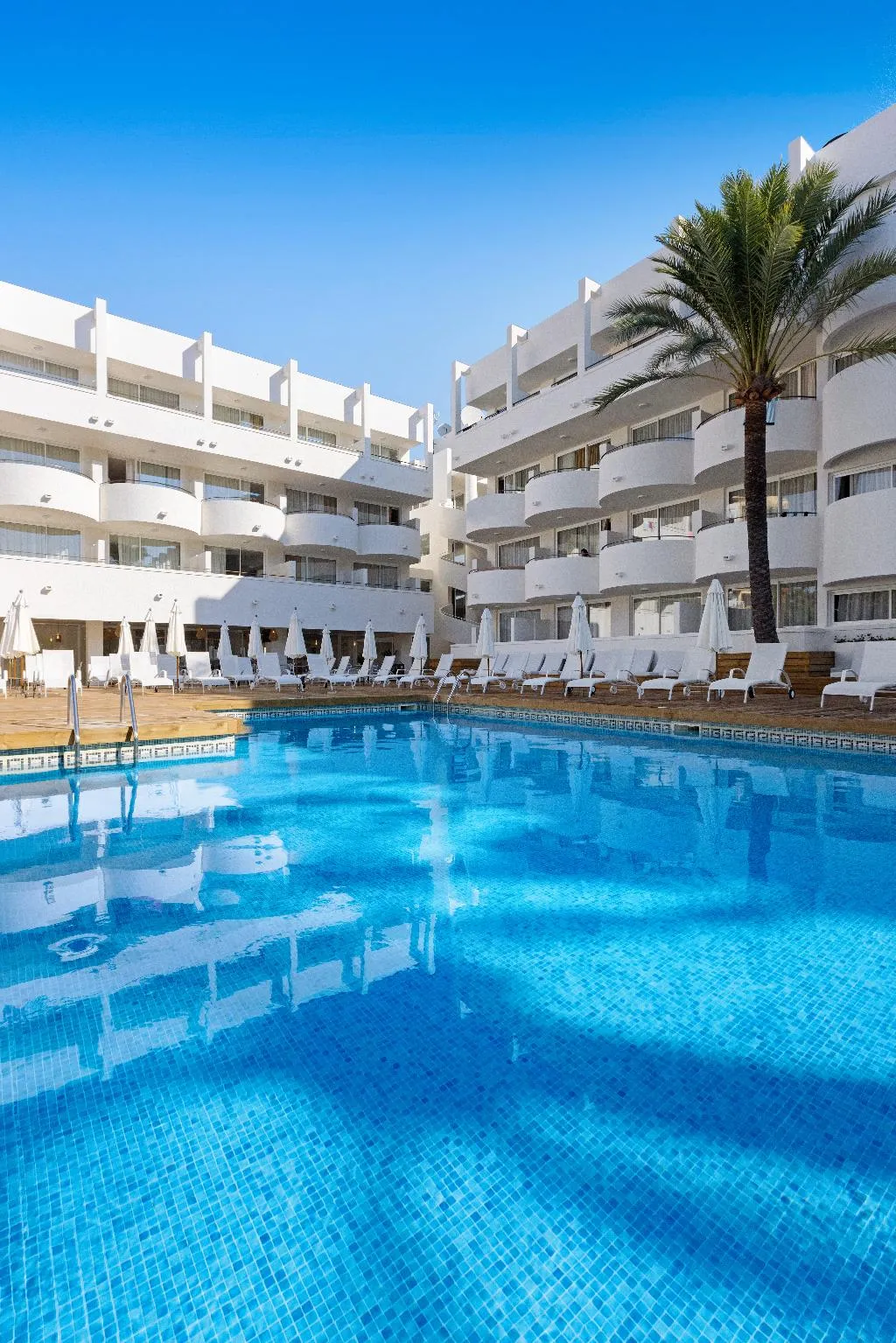 Pool, Palmanova Beach Apartments by TRH, Majorca