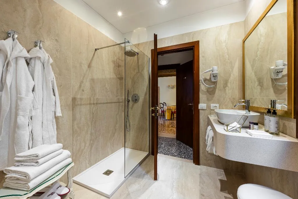 QUADRUPLE DELUXE Room, Casa Verardo - Residenza D'Epoca, Venice