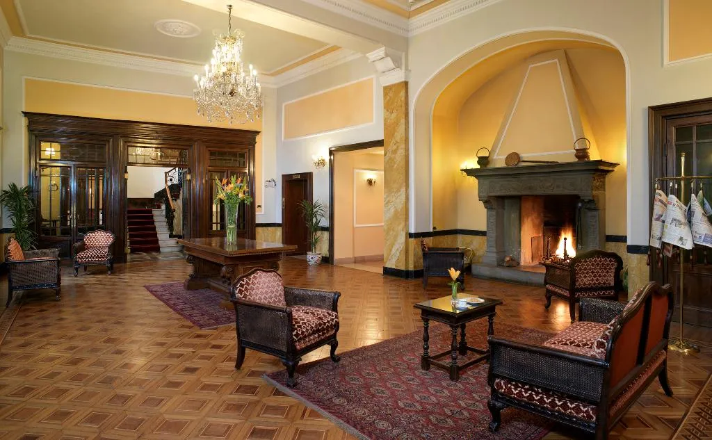 Lobby, Sina Brufani, Perugia