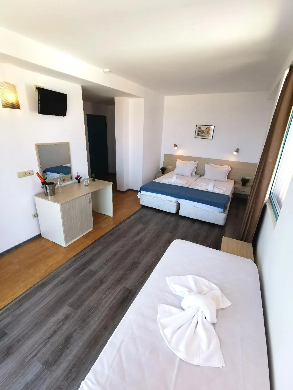 TRIPLE GARDEN VIEW Room, Largo Beach, Bourgas