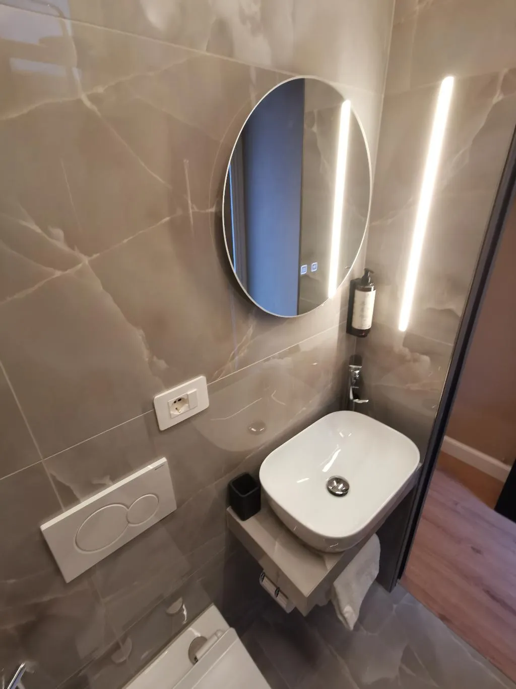 SINGLE STANDARD Room, Fiori, Rome