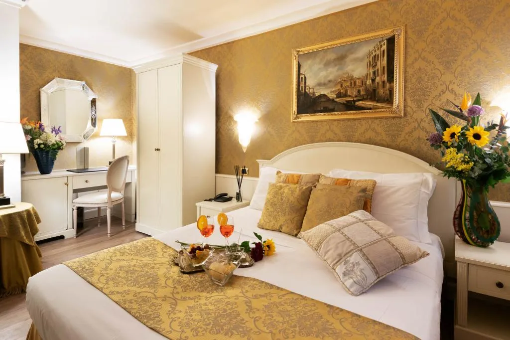 DOUBLE CLASSIC Room, Duodo Palace, Venice