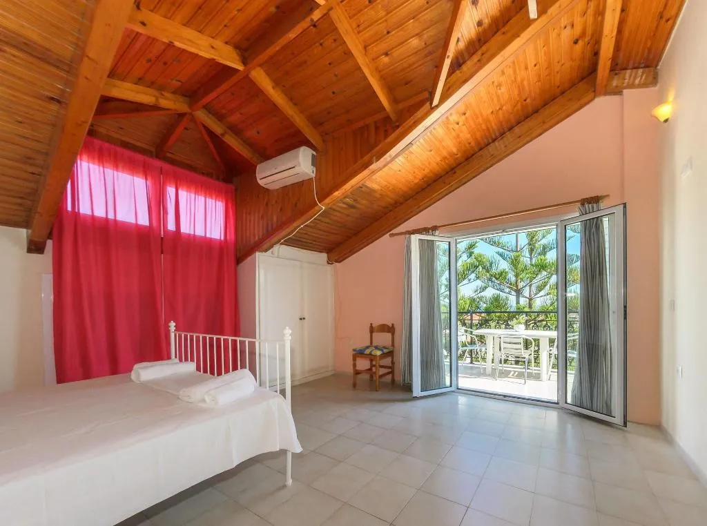 Room, Denise Studios & Apartments, Zante