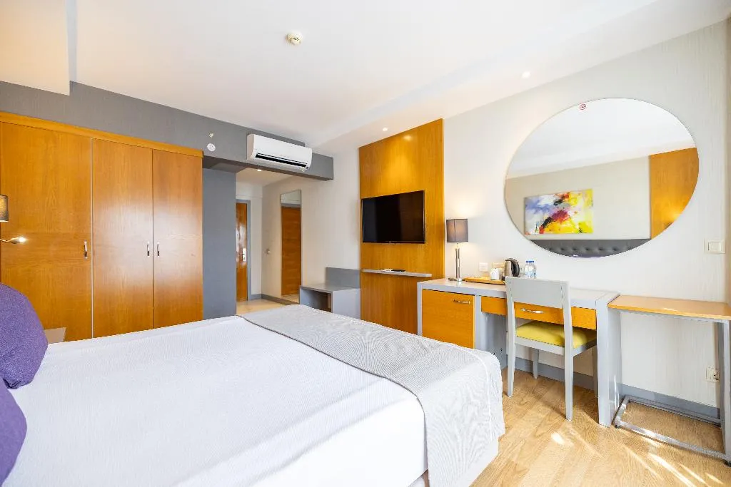 DOUBLE SINGLE USE SUPERIOR SEA VIEW Room, La Quinta by Wyndham Bodrum, Bodrum