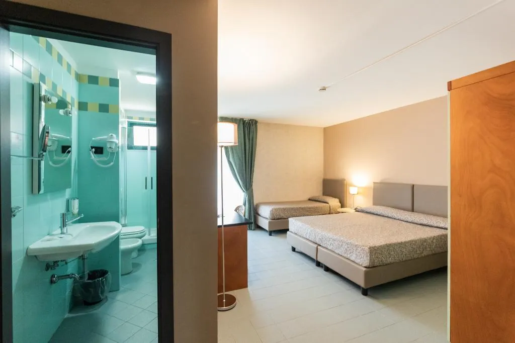 TRIPLE STANDARD Room, Athenaeum Palermo, Palermo