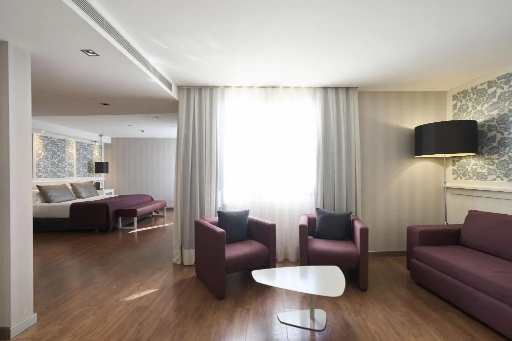 SUITE KING SIZE BED Room, Catalonia Catedral, Barcelona