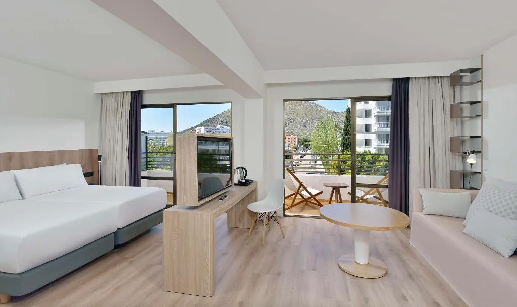SUITE STANDARD Room, Innside by Melia Alcudia, Majorca