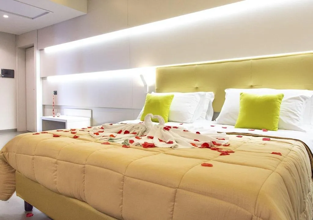 Room, Hotel Miramare, Naples