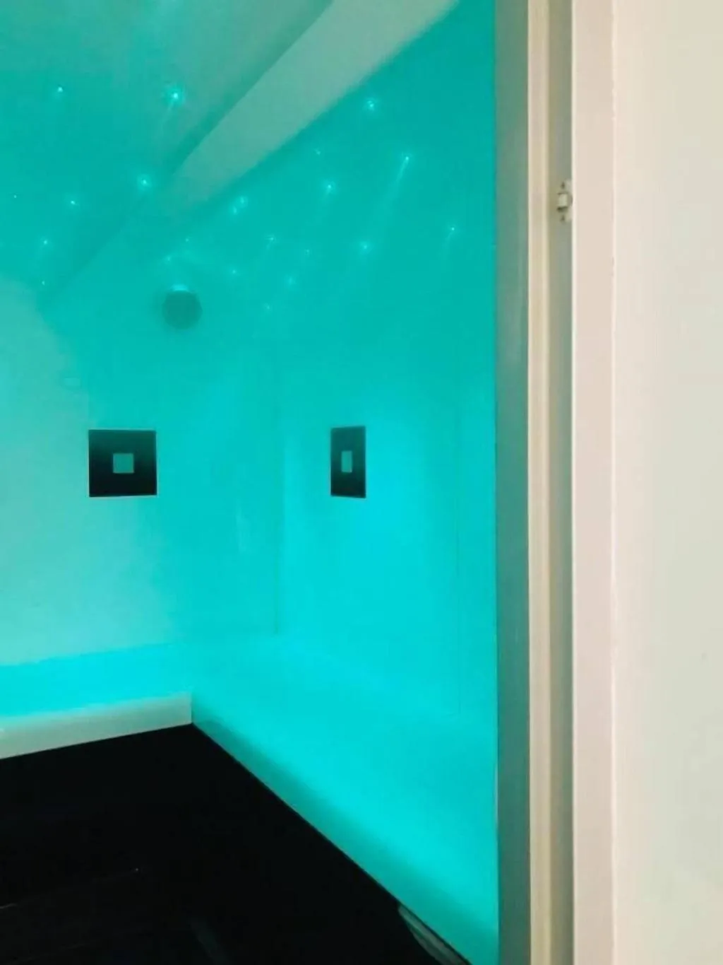 Sports and Entertainment, Alpen Hotel Eghel, Venice