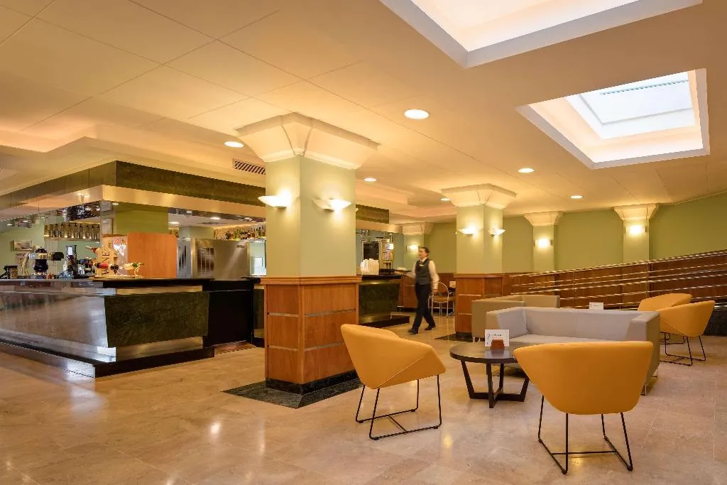 Lobby, htop Pineda Palace - Adults Only, Costa Brava