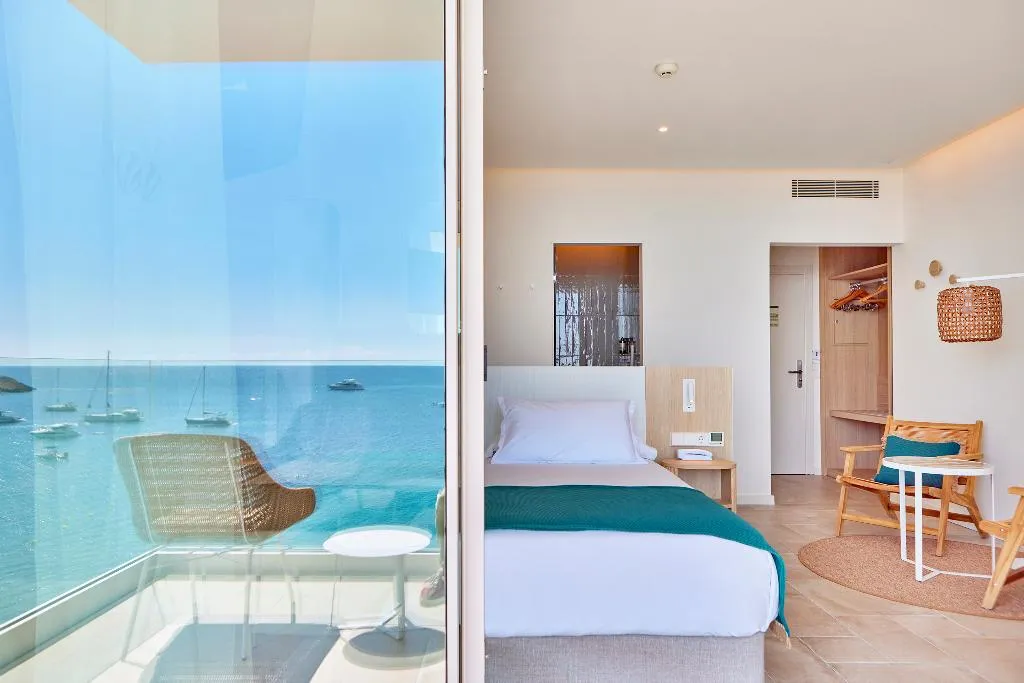 Double or Twin SUPERIOR SEA VIEW Room, Universal Hotel Aquamarin, Majorca