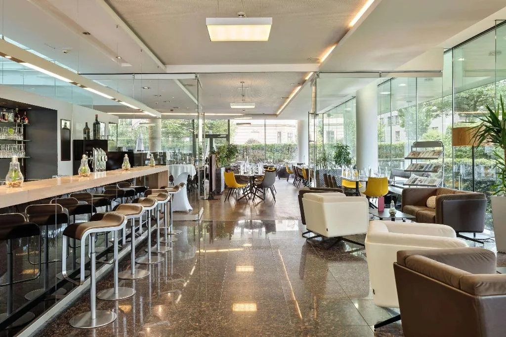 Bar, Austria Trend Hotel Congress, Innsbruck