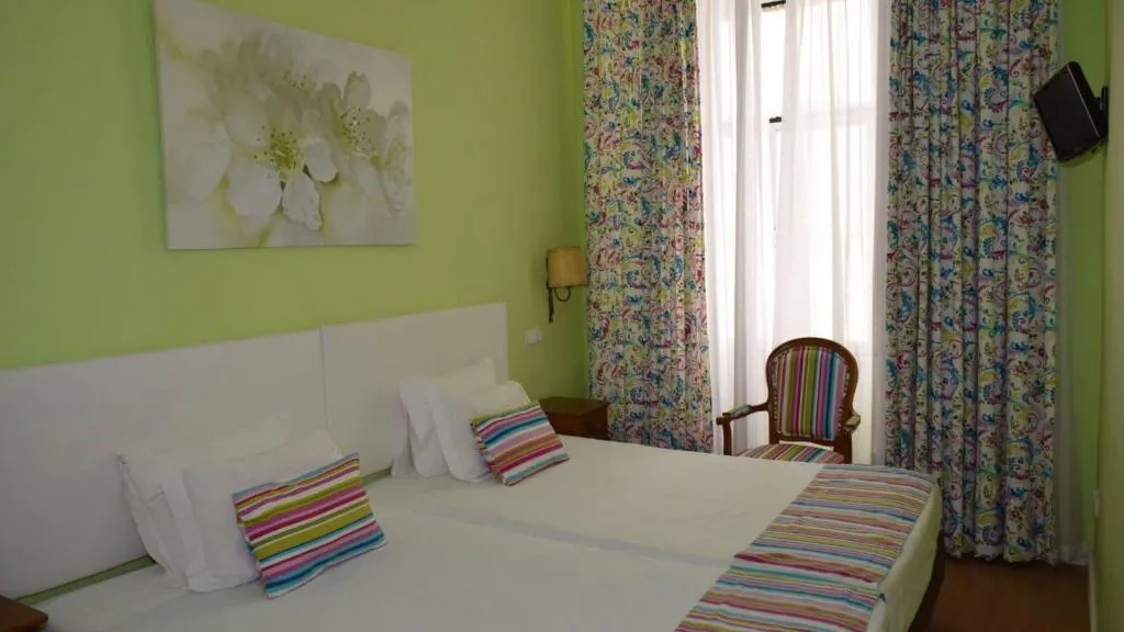 Room, Residencial Flor da Baixa, Lisbon
