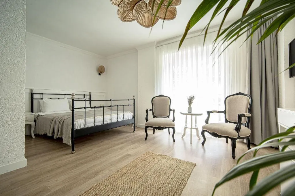 Room, Sandal Alaçatı, Izmir