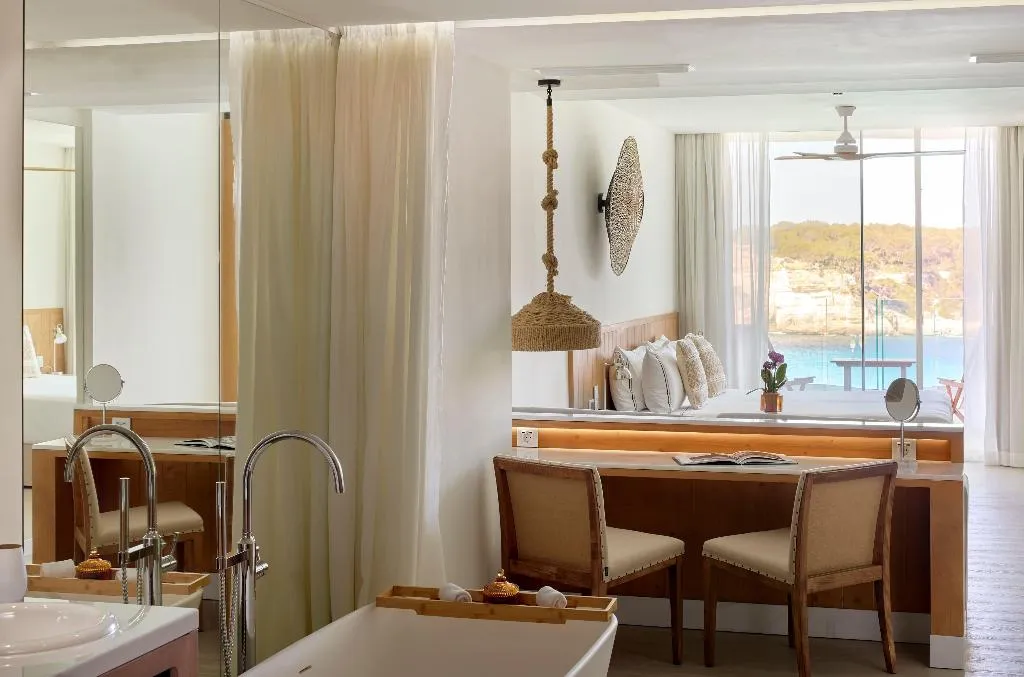 JUNIOR SUITE TWO BEDROOMS Room, Meliá Cala Galdana, Menorca