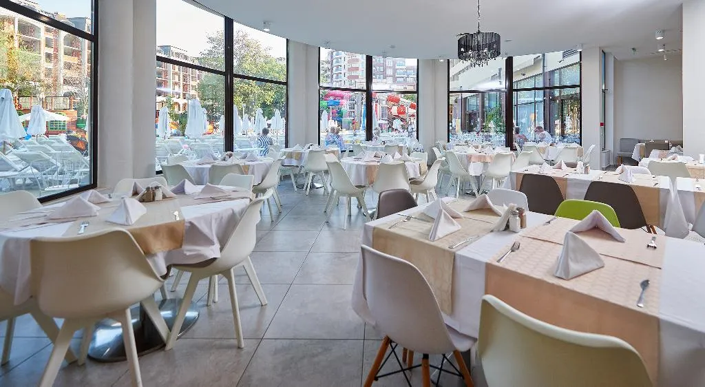 Restaurant, Laguna Park and Aqua Club, Bourgas