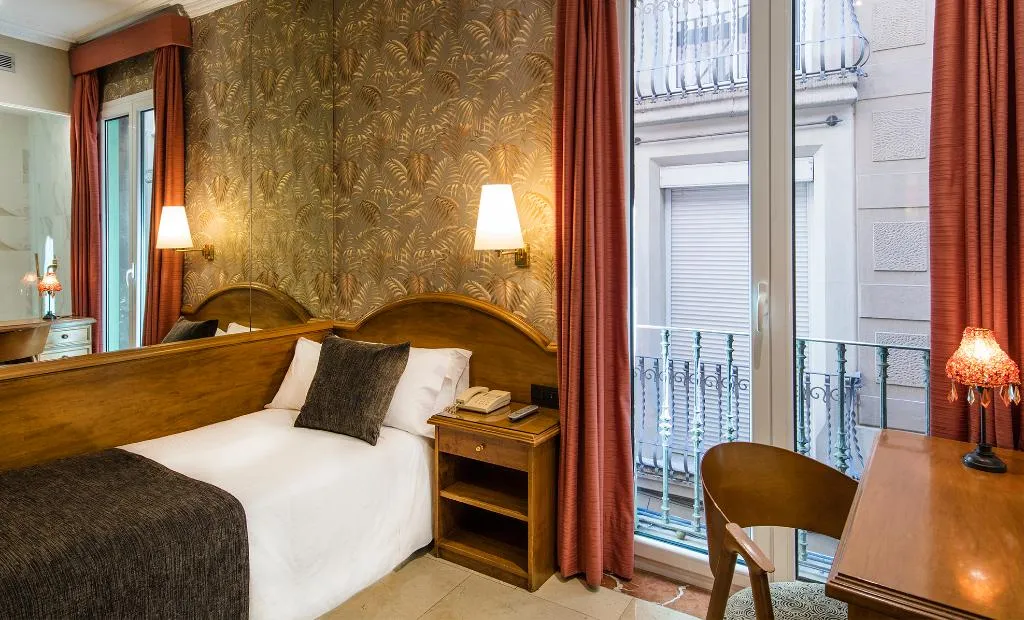 SINGLE STANDARD Room, Nouvel, Barcelona