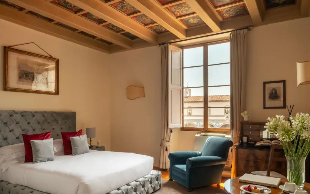 DOUBLE DELUXE Room, Loggiato Dei Serviti, Florence