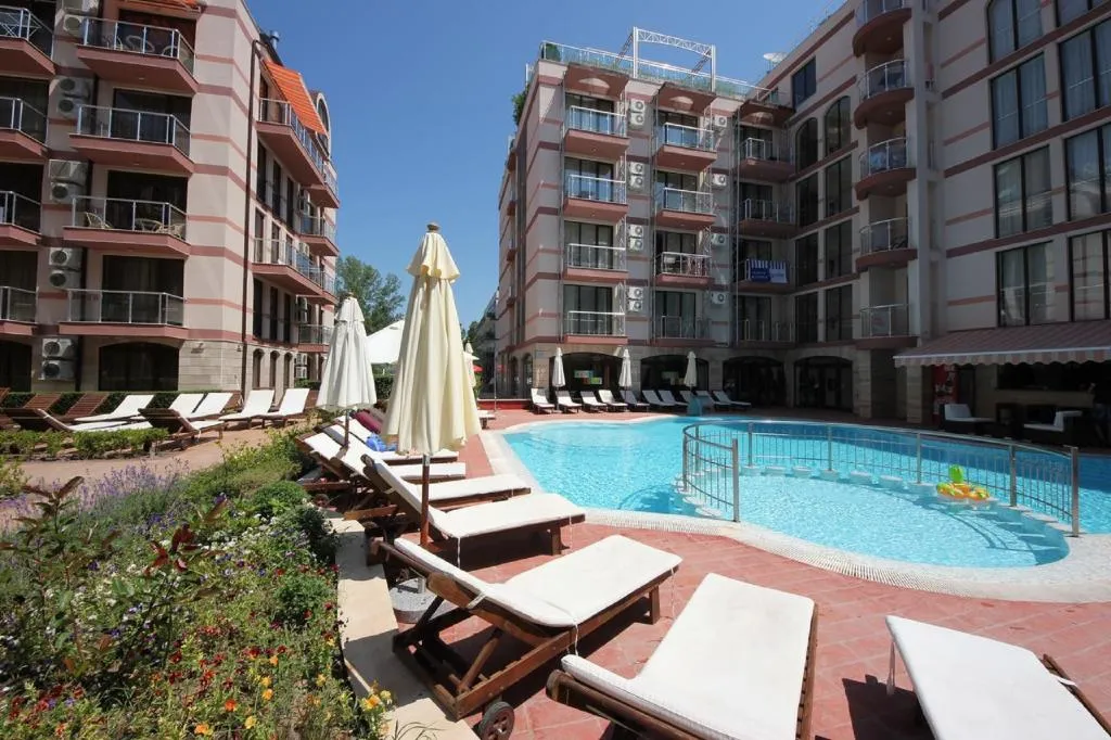 Lobby, Menada Tarsis Apartments, Bourgas