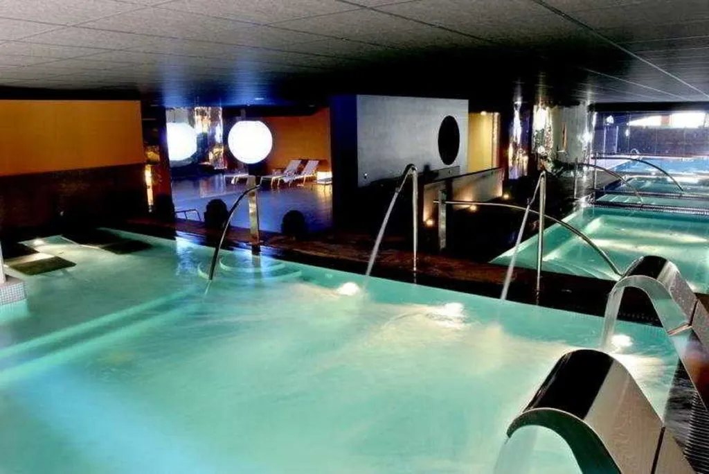Pool, Montanya Hotel & Lodge, Costa Brava
