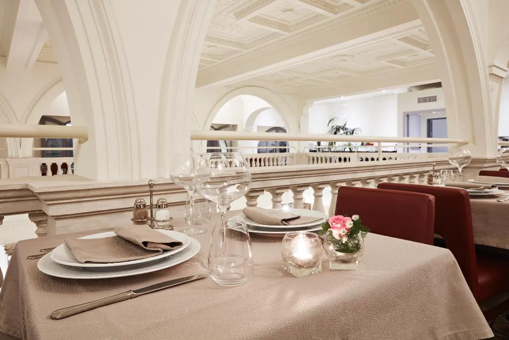 Restaurant, The Building, Rome
