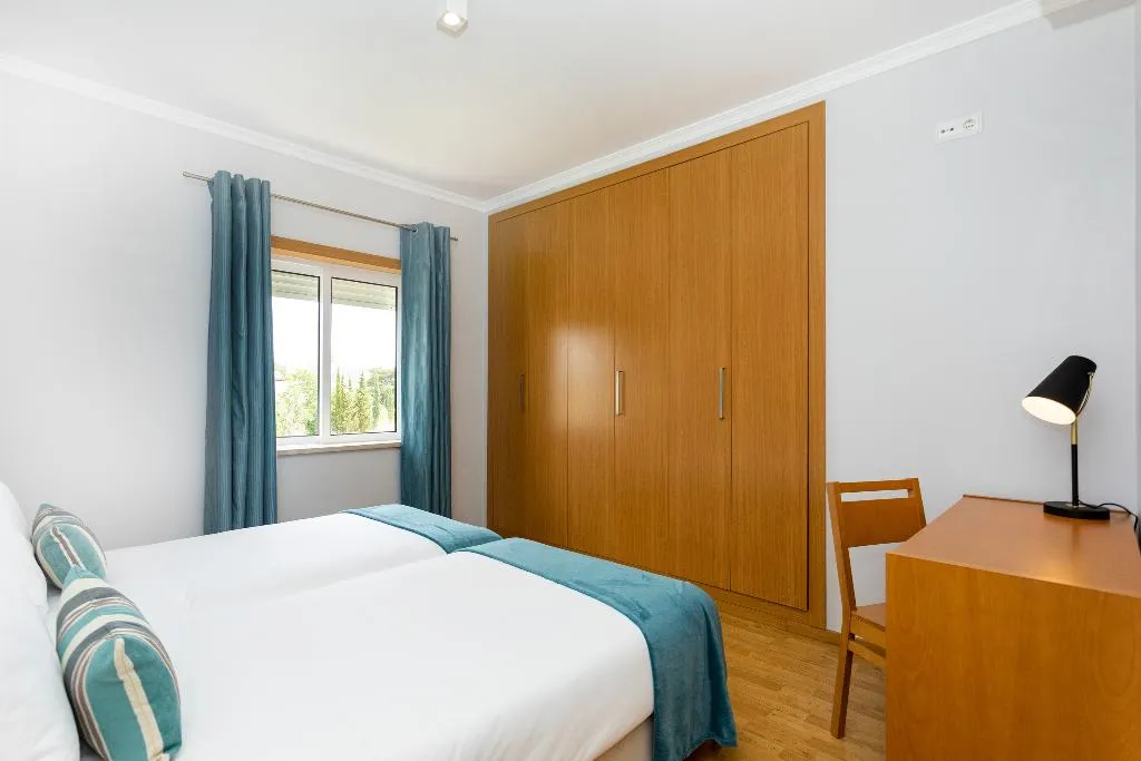 APARTMENT THREE BEDROOMS Room, Placid Village, Algarve