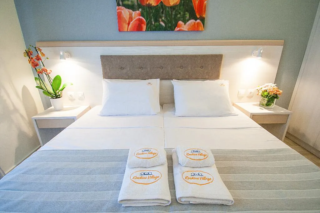 APARTMENT STANDARD Room, Koukias Village, Skiathos