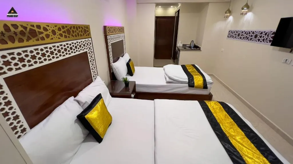TWIN DELUXE TWO BEDS Room, Pyramids Height Hotel, Cairo