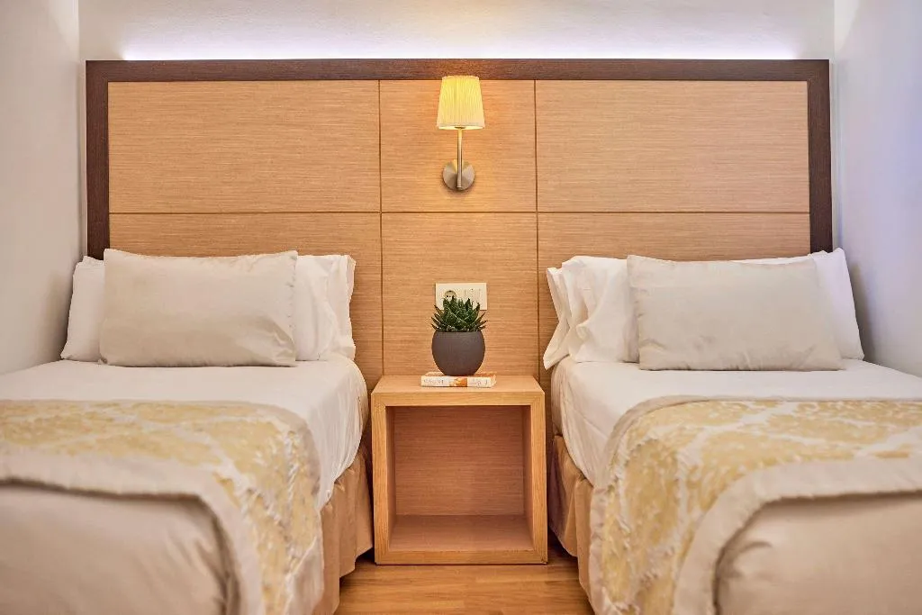 Room, Zafiro Tropic, Majorca