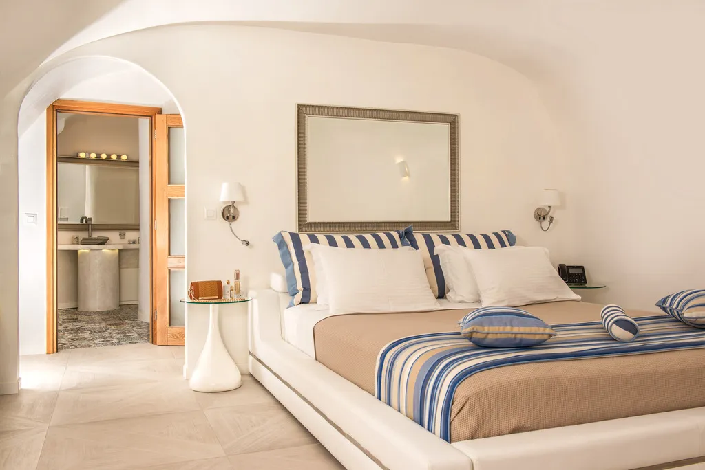 SUITE STANDARD Room, Elite Luxury Suites, Santorini