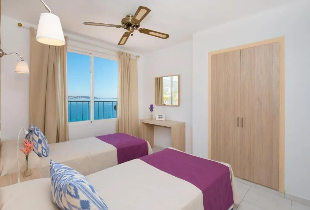 Room, Apartamentos Calablanca, Majorca