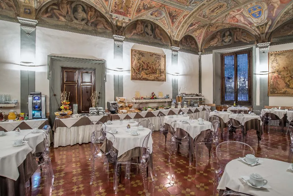 Restaurant, Paris, Florence