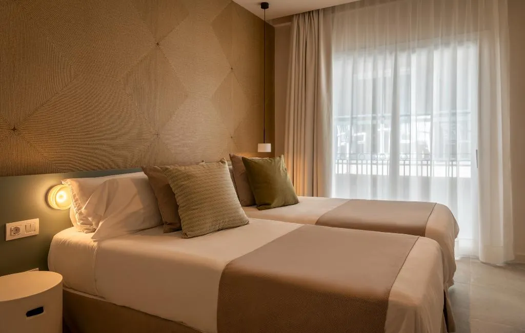 TRIPLE SUPERIOR Room, Aqua Hotel Bertran Park**** Adults Recommended, Costa Brava
