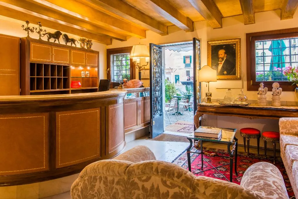 Lobby, Hotel Santo Stefano, Venice