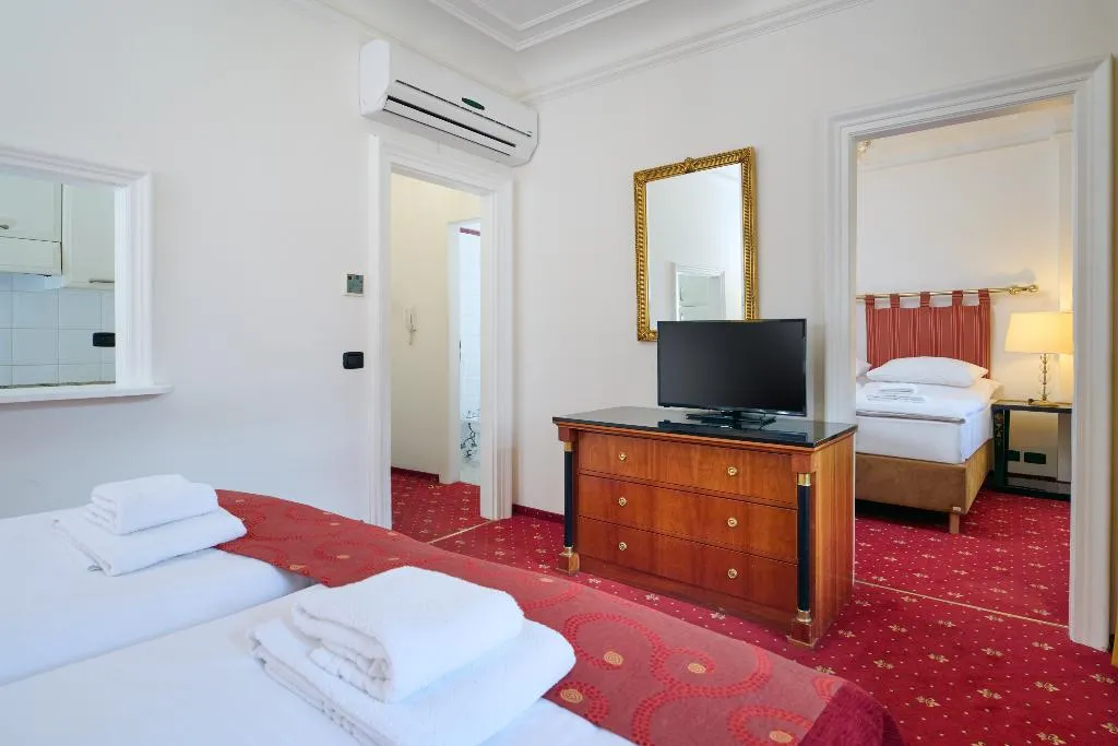 QUADRUPLE STANDARD Room, Hotel Bologna Prague, Prague