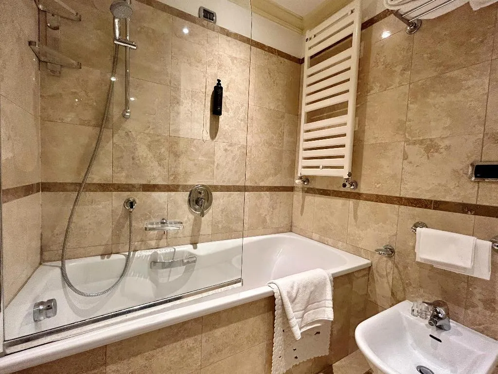 APARTMENT CAPACITY 5 Room, Torre dell’Orologio Signature Residence, Venice