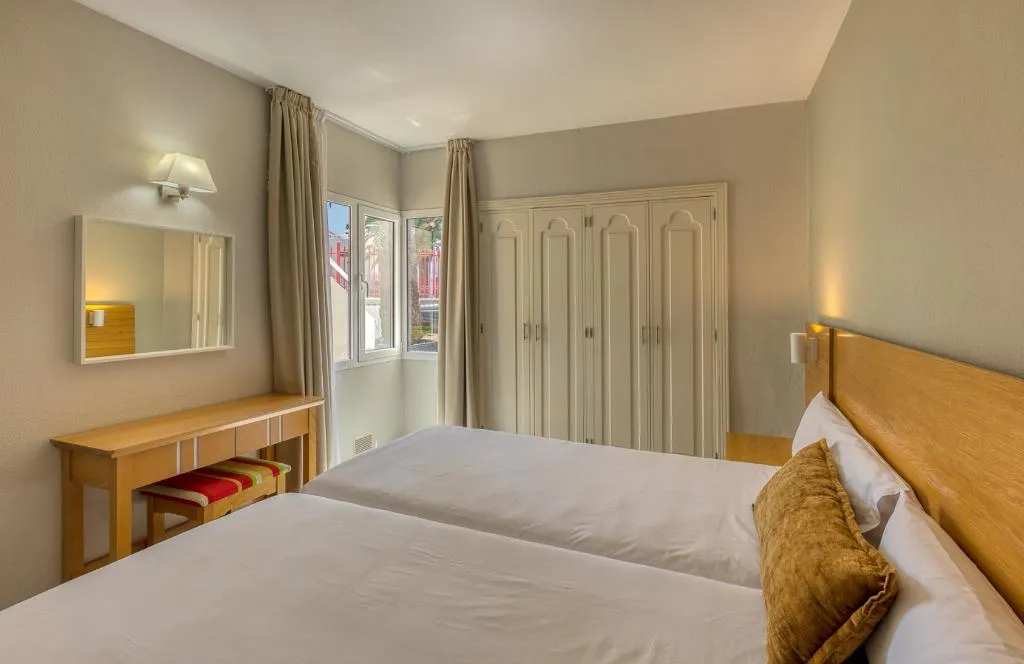 APARTMENT SUPERIOR WITH TERRACE Room, Apartamentos LIVVO Koala Garden, Gran Canaria
