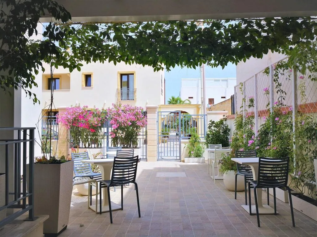 Terrace, Hotel Perla Gaia, Palermo