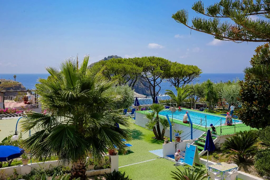 Pool, Casa Adolfo, Naples