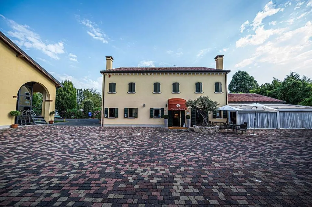 General view, Venice Resort Airport Hotel, Venice