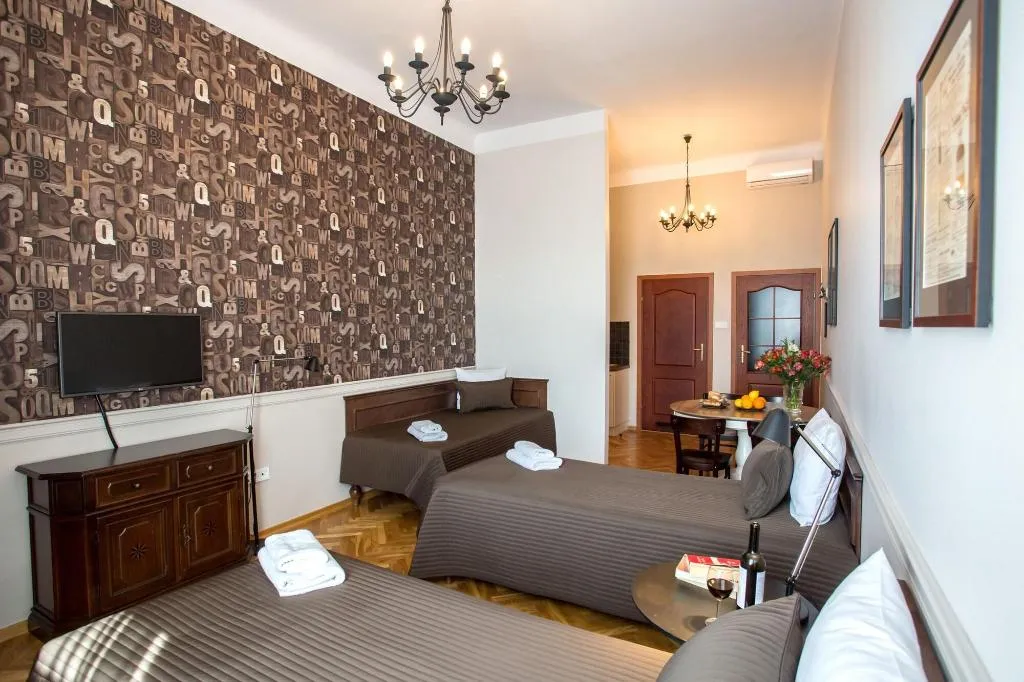 Room, Scharffenberg Apartments Main Square, Krakow