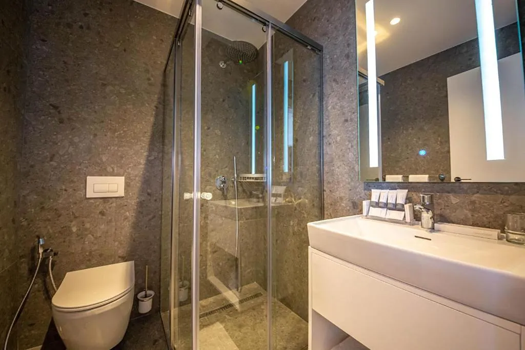 Room, Azure Inn Hotel, Southern Albania